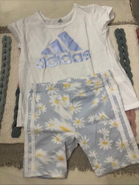 adidas Girls White Tee & Light Blue Daisy Bike Shorts Set
